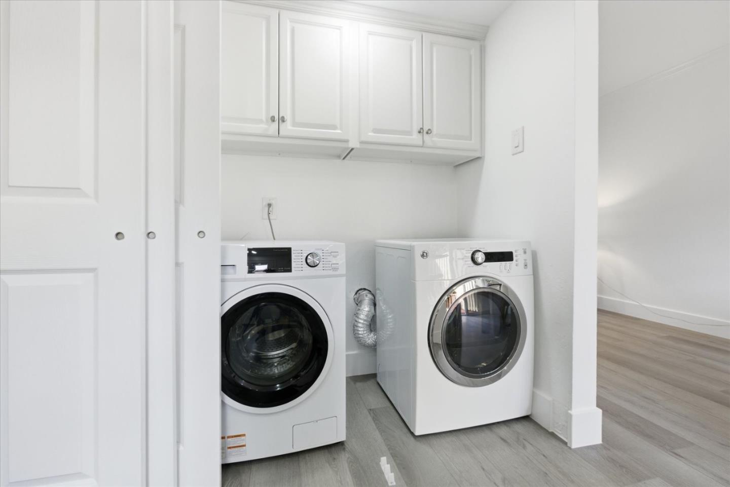 Detail Gallery Image 14 of 48 For 125 Connemara Way #71,  Sunnyvale,  CA 94087 - 2 Beds | 1/1 Baths