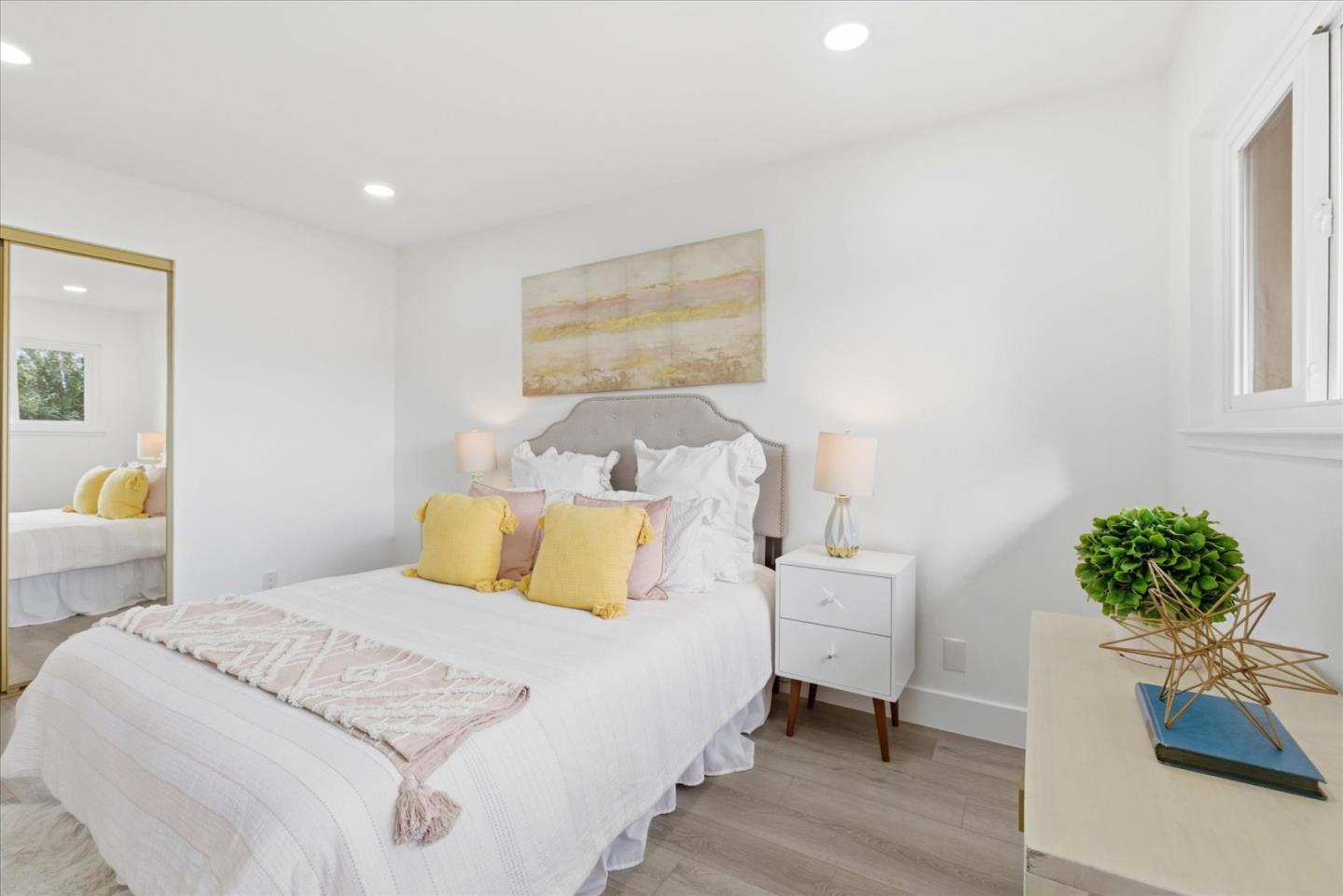 Detail Gallery Image 17 of 48 For 125 Connemara Way #71,  Sunnyvale,  CA 94087 - 2 Beds | 1/1 Baths