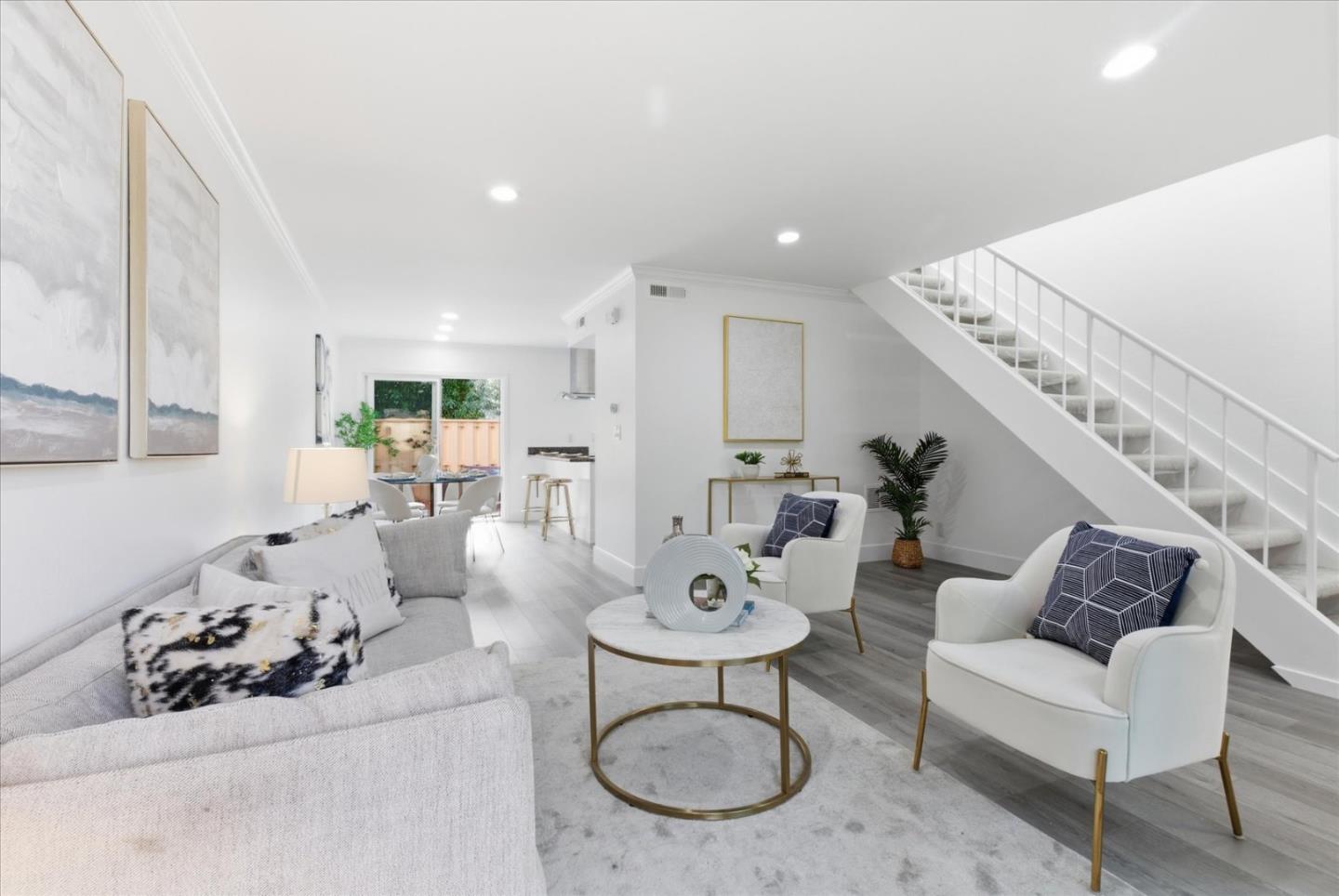 Detail Gallery Image 2 of 48 For 125 Connemara Way #71,  Sunnyvale,  CA 94087 - 2 Beds | 1/1 Baths