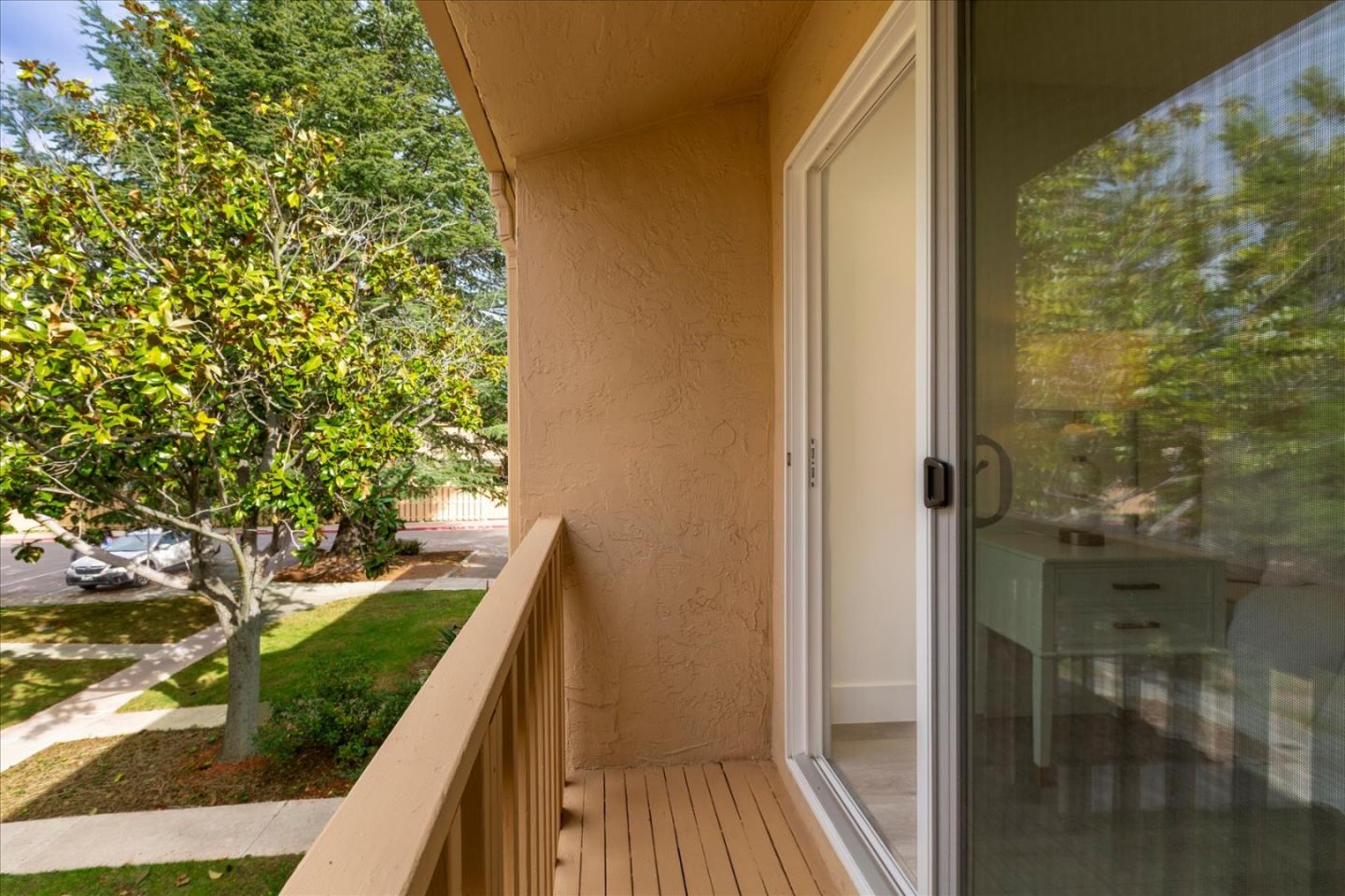 Detail Gallery Image 21 of 48 For 125 Connemara Way #71,  Sunnyvale,  CA 94087 - 2 Beds | 1/1 Baths