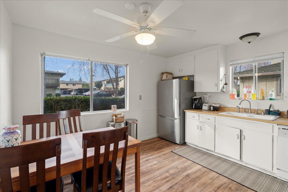 Detail Gallery Image 7 of 13 For 1237 Coronado Dr, Sunnyvale,  CA 94086 - – Beds | – Baths