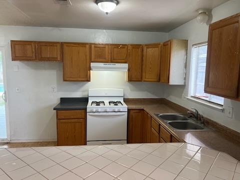 Detail Gallery Image 10 of 32 For 2189 N Burl Dr, Hanford,  CA 93230 - 3 Beds | 2 Baths