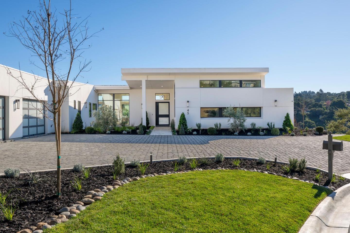 Detail Gallery Image 2 of 35 For 45 Calaveras Ct, Hillsborough,  CA 94010 - 8 Beds | 7 Baths