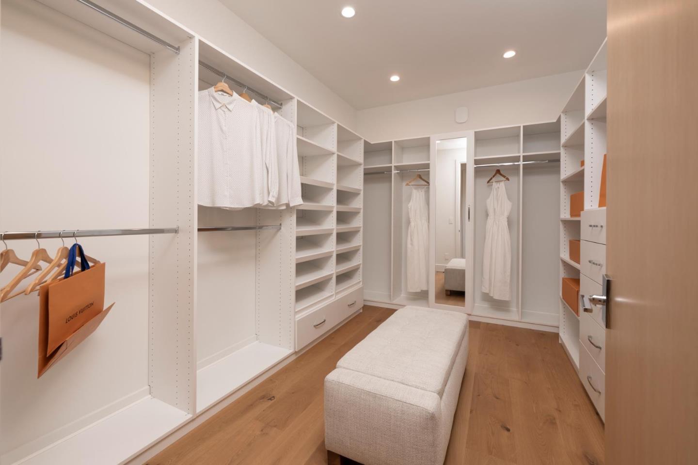 Detail Gallery Image 28 of 35 For 45 Calaveras Ct, Hillsborough,  CA 94010 - 8 Beds | 7 Baths