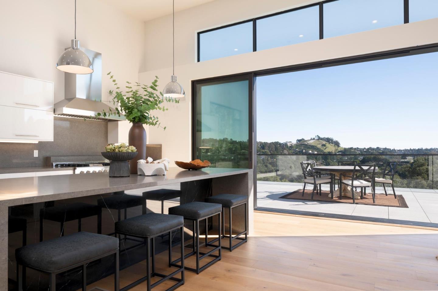 Detail Gallery Image 9 of 35 For 45 Calaveras Ct, Hillsborough,  CA 94010 - 8 Beds | 7 Baths