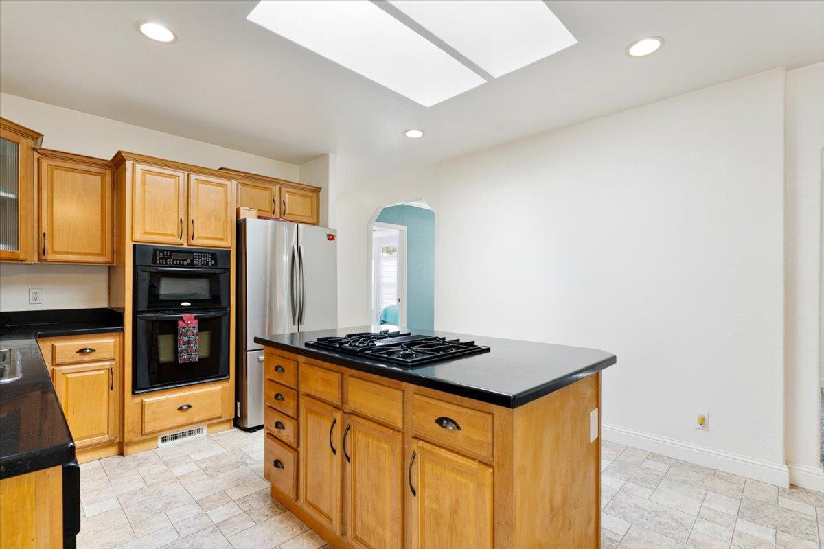 Detail Gallery Image 11 of 38 For 8710 Prunedale North Road #46,  Salinas,  CA 93907 - 3 Beds | 2 Baths