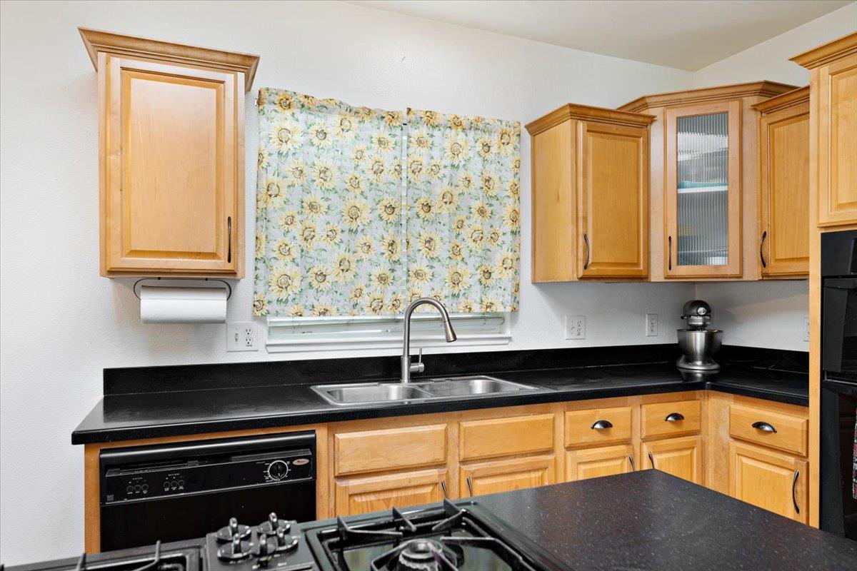 Detail Gallery Image 12 of 38 For 8710 Prunedale North Road #46,  Salinas,  CA 93907 - 3 Beds | 2 Baths