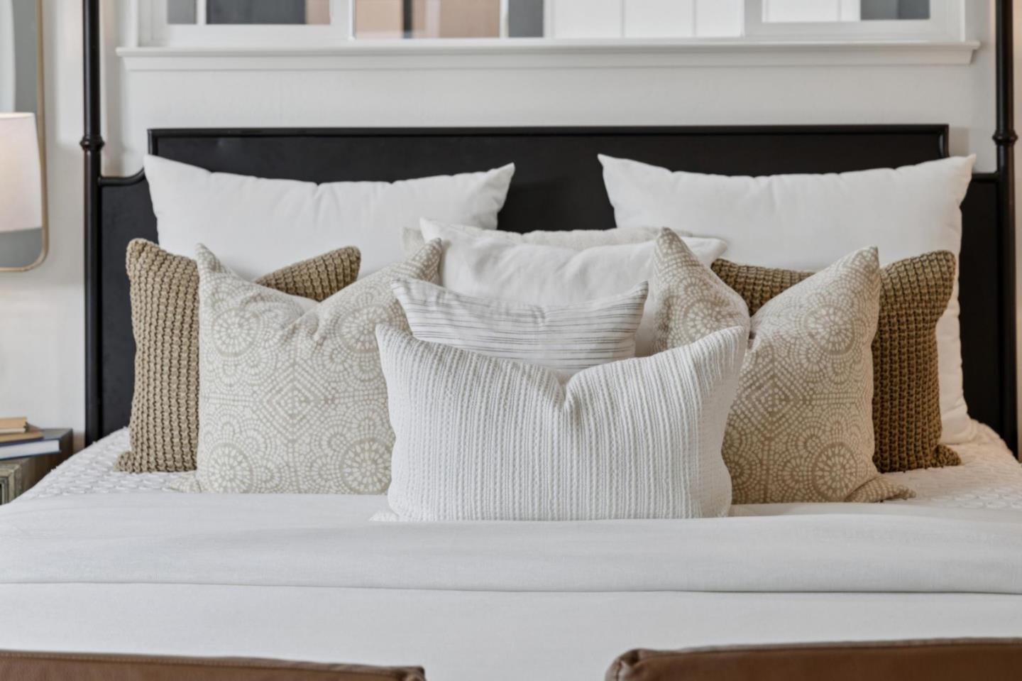 Detail Gallery Image 27 of 60 For 3032 Arguello Dr, Burlingame,  CA 94010 - 4 Beds | 2 Baths