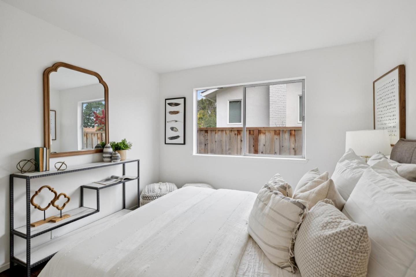 Detail Gallery Image 39 of 60 For 3032 Arguello Dr, Burlingame,  CA 94010 - 4 Beds | 2 Baths