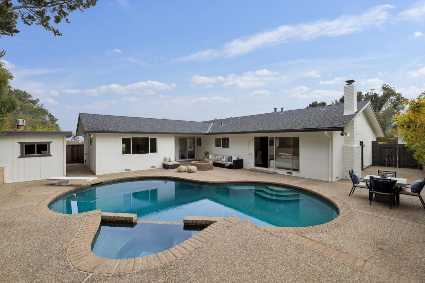 Detail Gallery Image 49 of 60 For 3032 Arguello Dr, Burlingame,  CA 94010 - 4 Beds | 2 Baths