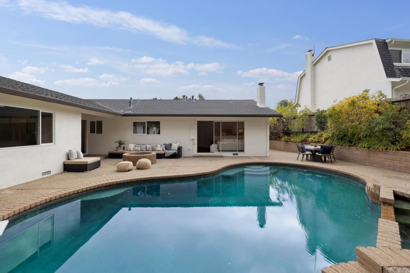 Detail Gallery Image 50 of 60 For 3032 Arguello Dr, Burlingame,  CA 94010 - 4 Beds | 2 Baths