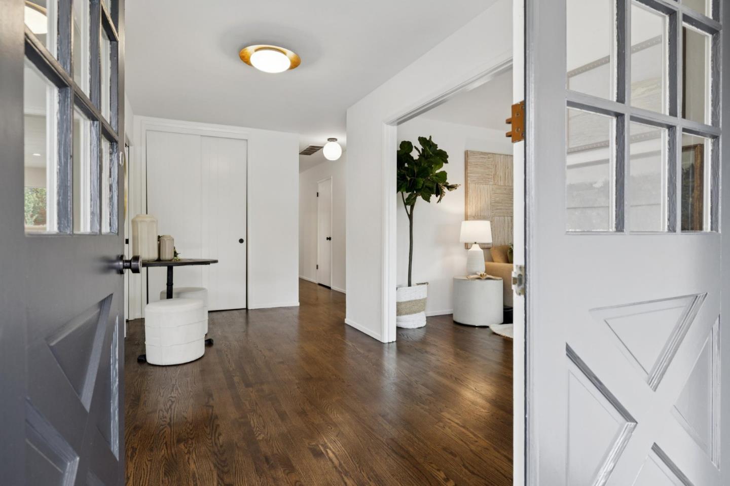 Detail Gallery Image 6 of 60 For 3032 Arguello Dr, Burlingame,  CA 94010 - 4 Beds | 2 Baths