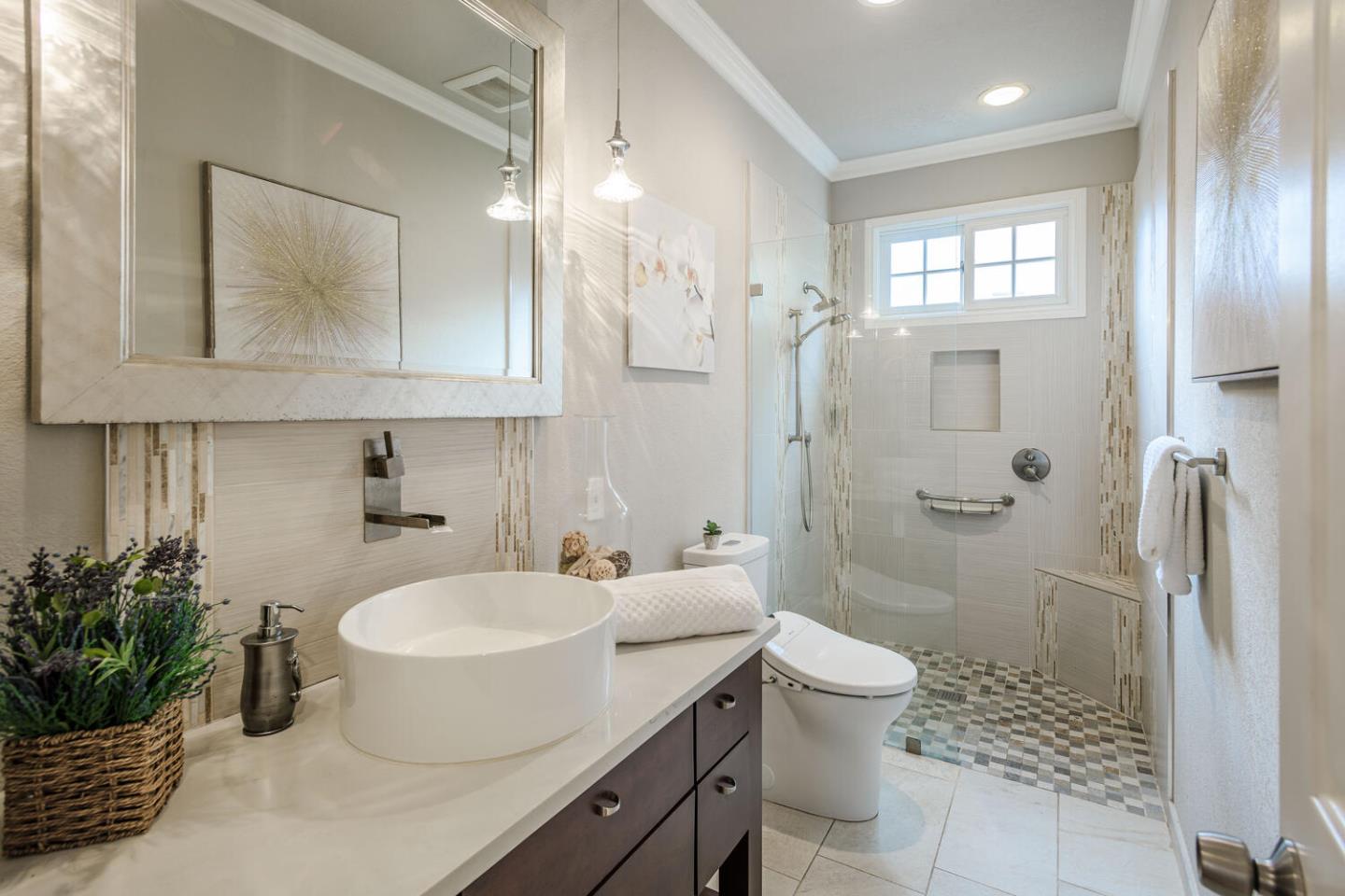 Detail Gallery Image 12 of 25 For 74 Crystal Springs Rd, San Mateo,  CA 94402 - 5 Beds | 3 Baths