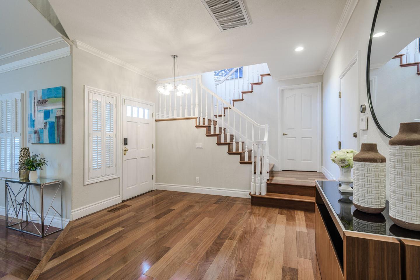 Detail Gallery Image 2 of 25 For 74 Crystal Springs Rd, San Mateo,  CA 94402 - 5 Beds | 3 Baths