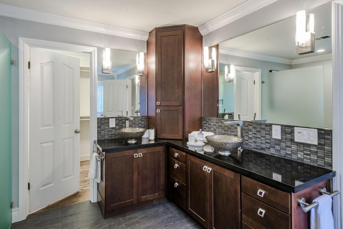 Detail Gallery Image 23 of 25 For 74 Crystal Springs Rd, San Mateo,  CA 94402 - 5 Beds | 3 Baths