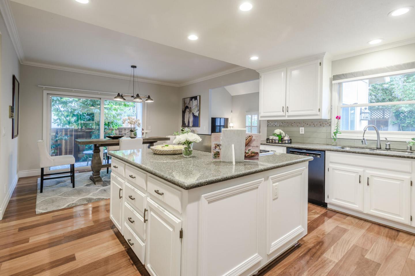 Detail Gallery Image 5 of 25 For 74 Crystal Springs Rd, San Mateo,  CA 94402 - 5 Beds | 3 Baths