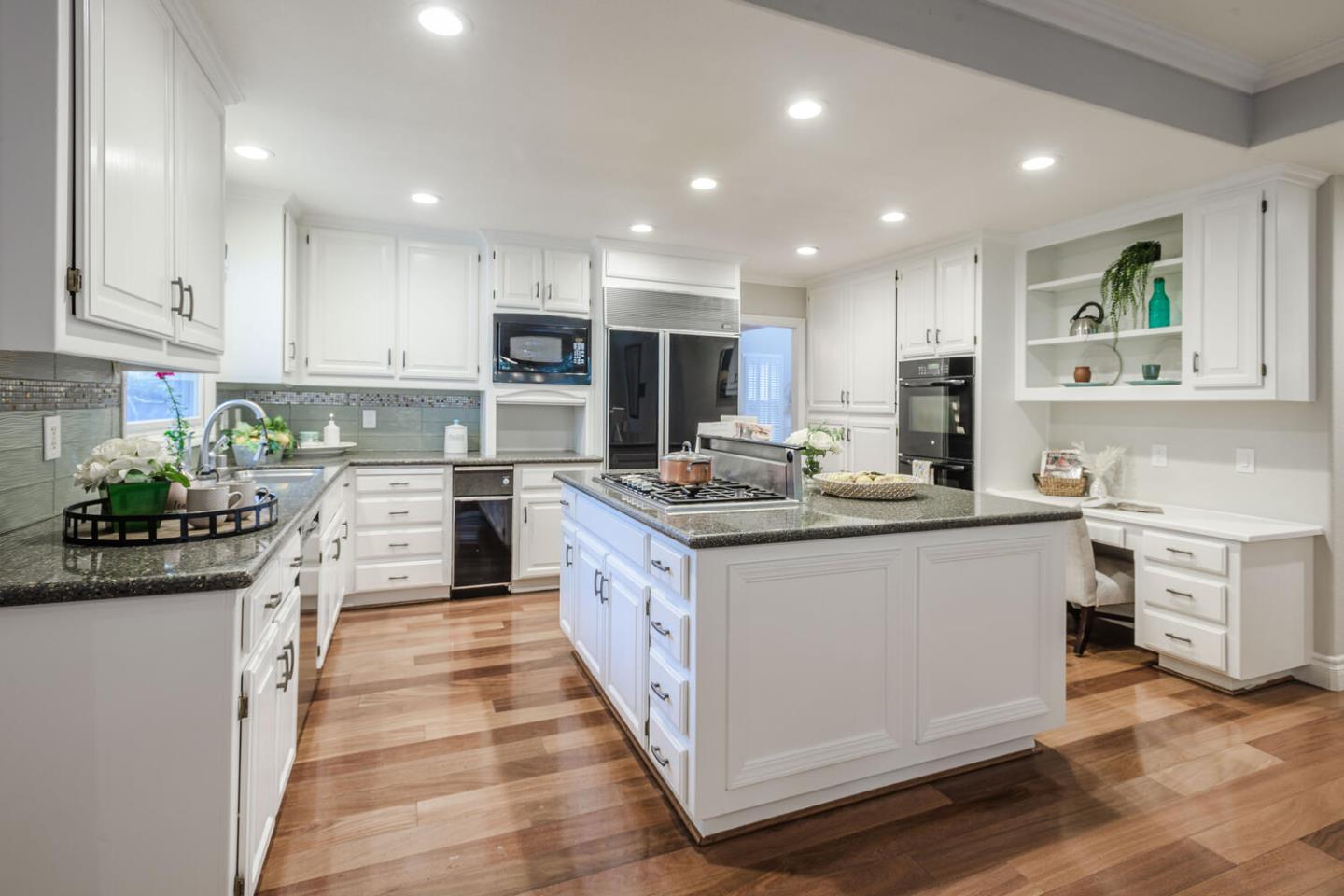 Detail Gallery Image 6 of 25 For 74 Crystal Springs Rd, San Mateo,  CA 94402 - 5 Beds | 3 Baths