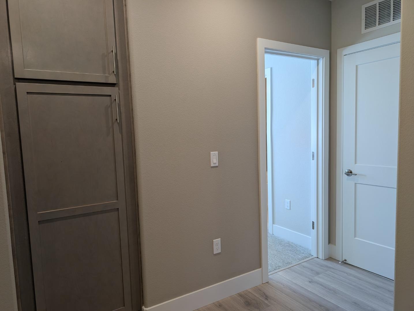 Detail Gallery Image 16 of 26 For 279 Wagon Way #44-03 - PLAN 3,  Campbell,  CA 95008 - 2 Beds | 2/1 Baths