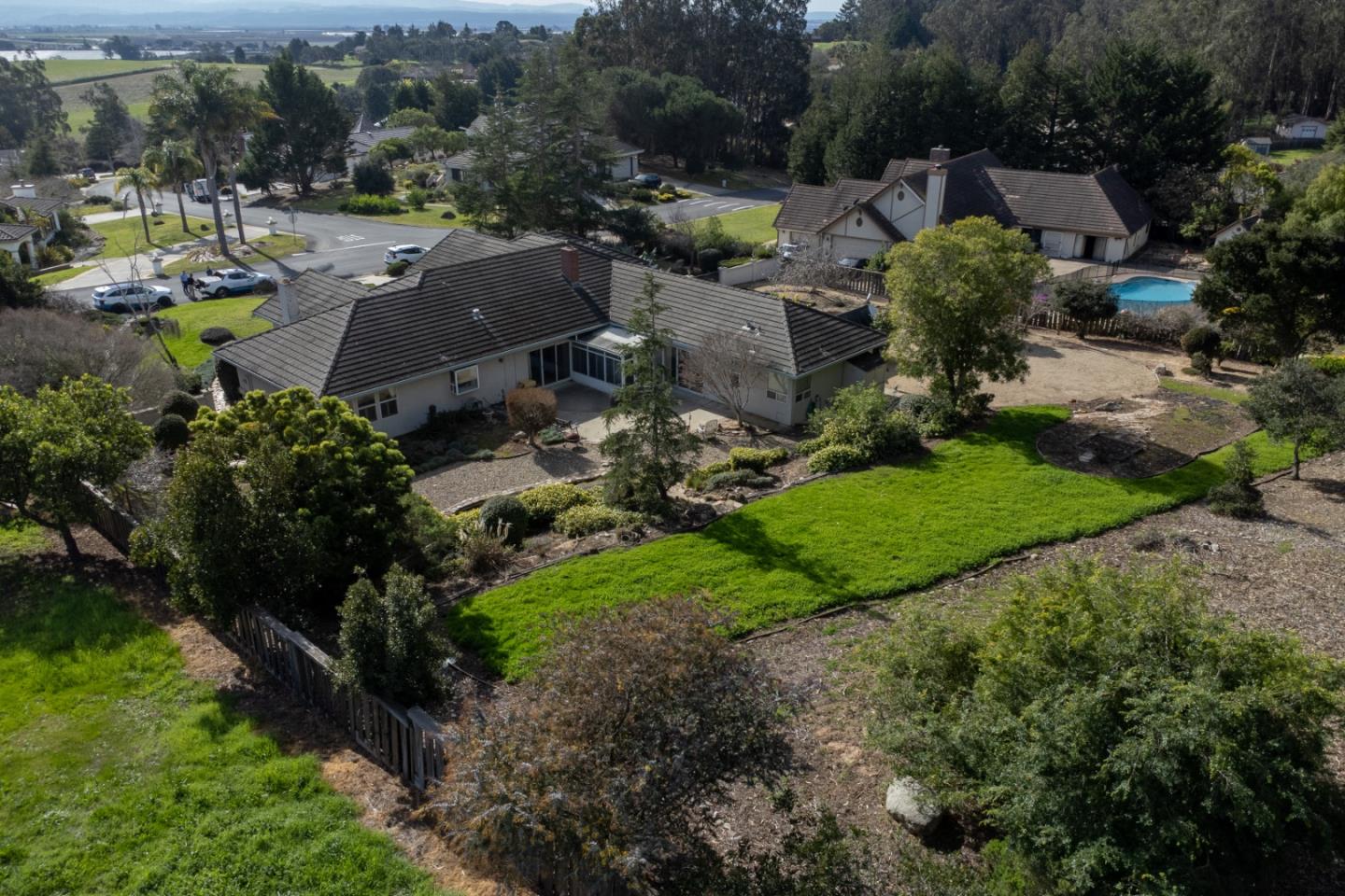 Detail Gallery Image 43 of 50 For 18430 Meadow Ridge Rd, Prunedale,  CA 93907 - 4 Beds | 3 Baths