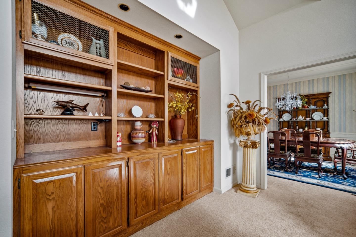 Detail Gallery Image 7 of 50 For 18430 Meadow Ridge Rd, Prunedale,  CA 93907 - 4 Beds | 3 Baths