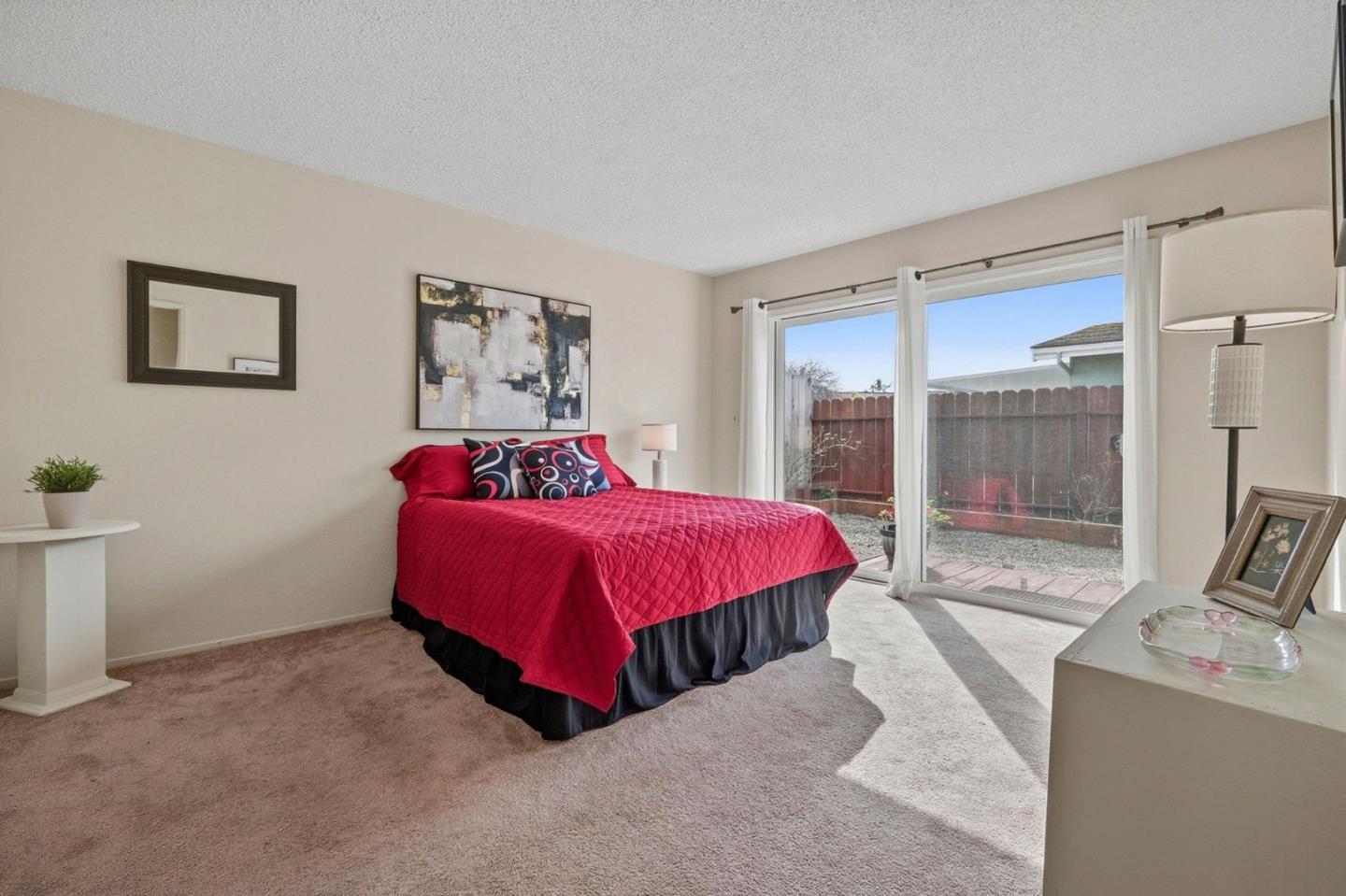 Detail Gallery Image 17 of 31 For 227 Hushbeck Ave, Watsonville,  CA 95076 - 2 Beds | 1 Baths