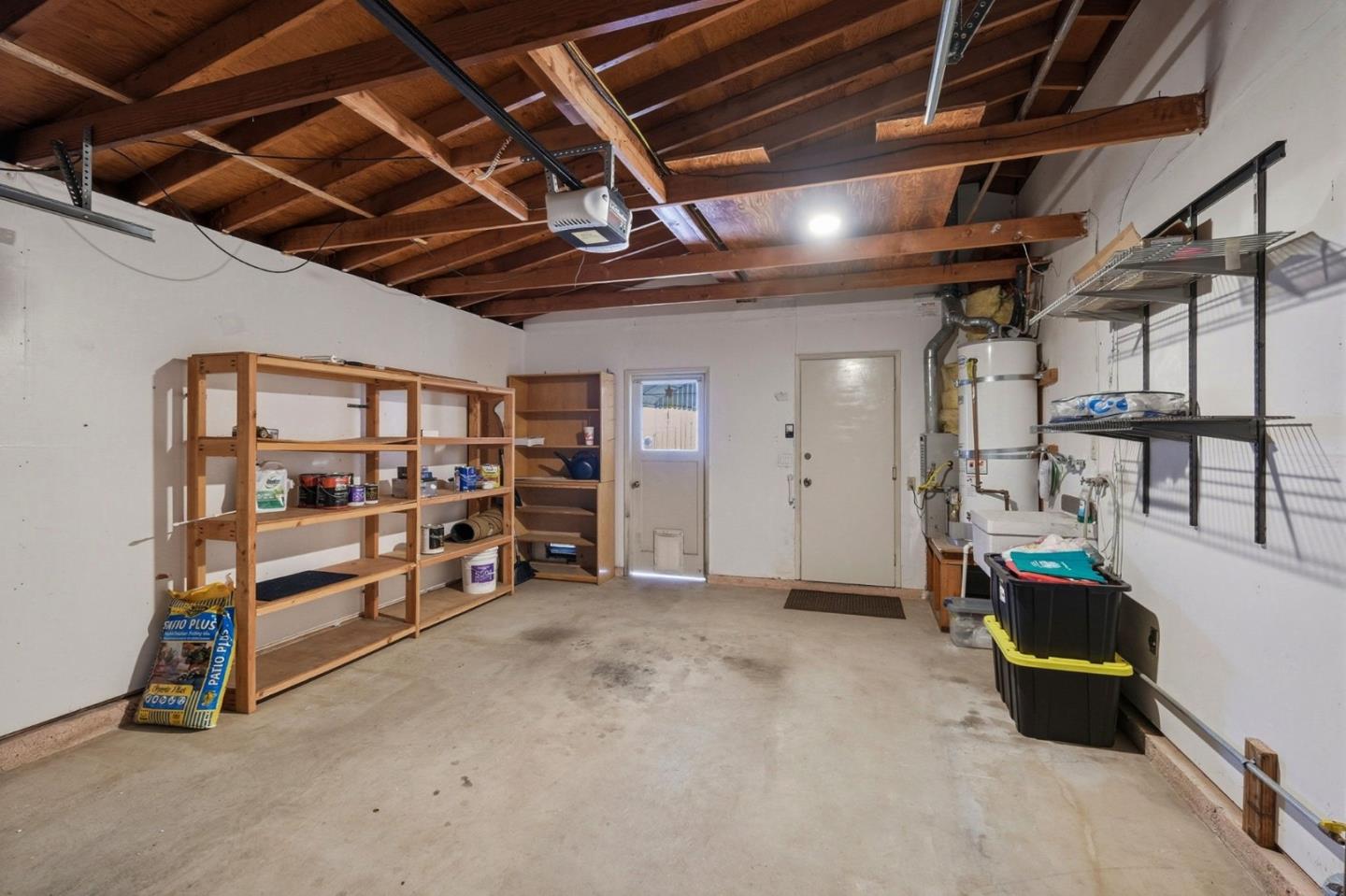 Detail Gallery Image 25 of 31 For 227 Hushbeck Ave, Watsonville,  CA 95076 - 2 Beds | 1 Baths