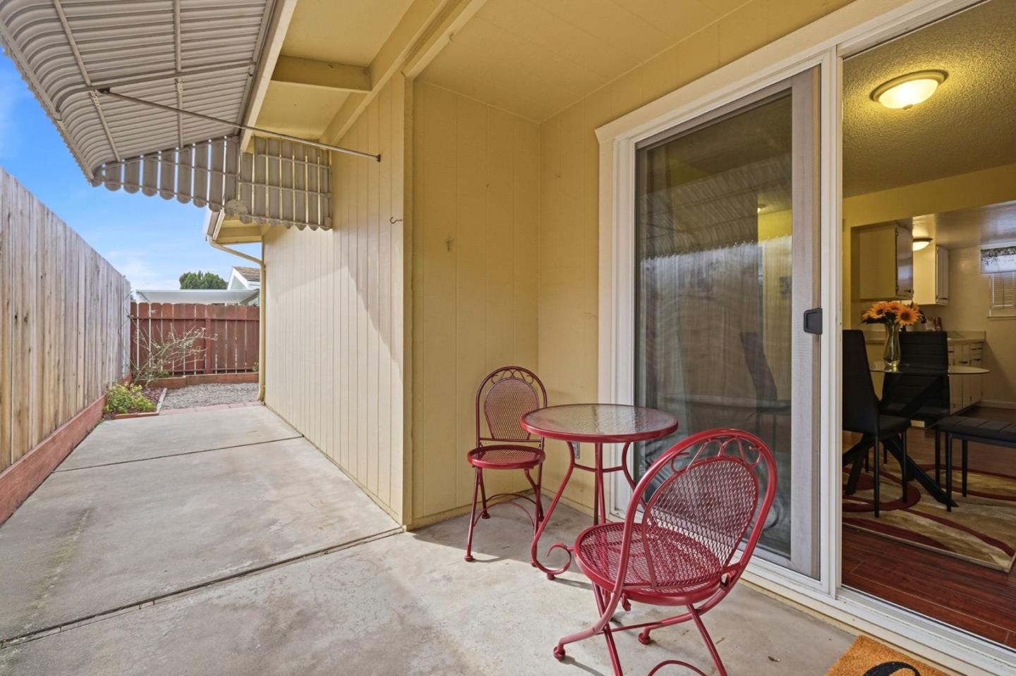 Detail Gallery Image 27 of 31 For 227 Hushbeck Ave, Watsonville,  CA 95076 - 2 Beds | 1 Baths