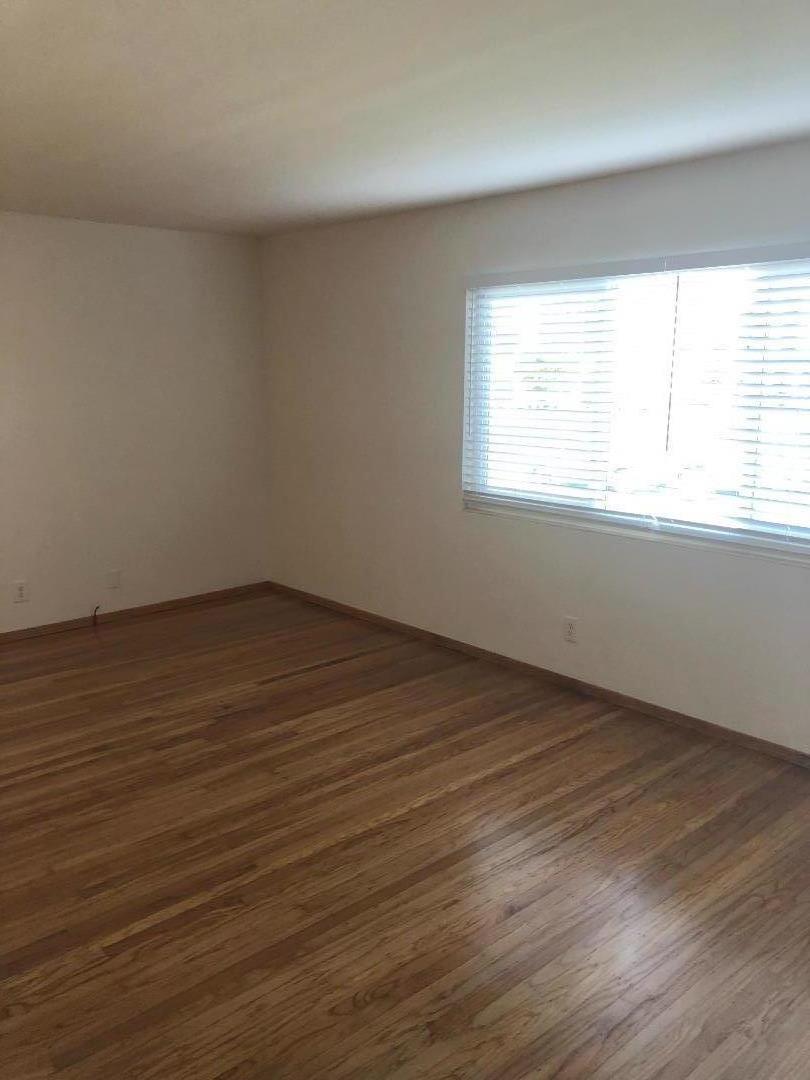 Detail Gallery Image 8 of 15 For 1122 Bush St, San Carlos,  CA 94070 - – Beds | – Baths