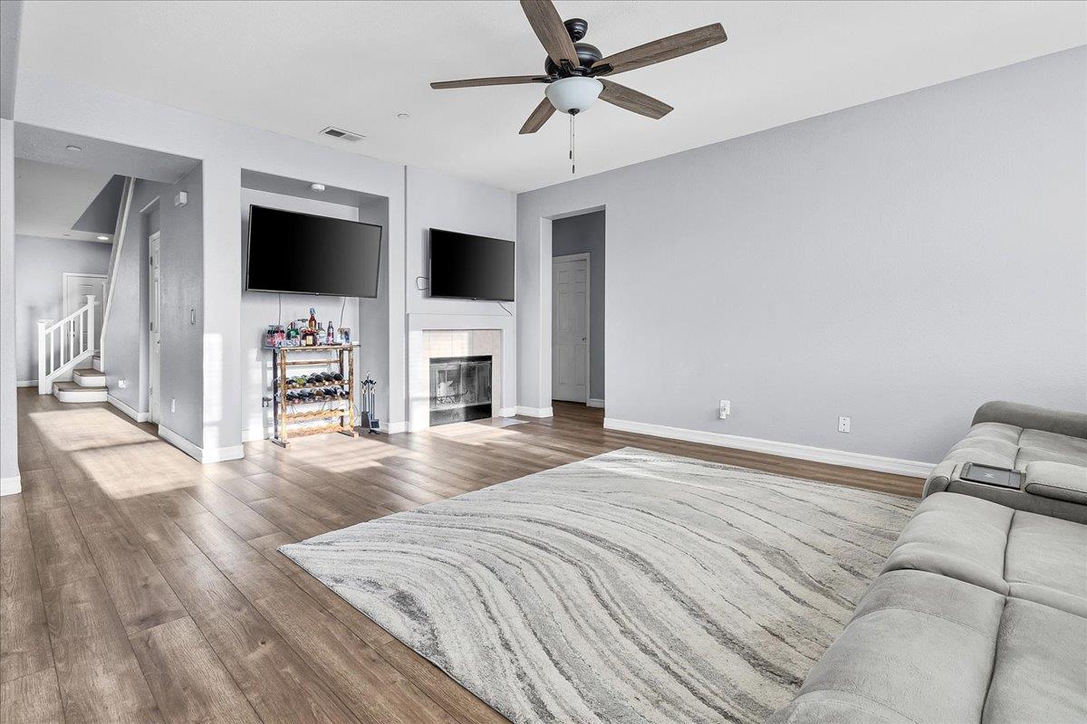 Detail Gallery Image 10 of 47 For 359 Barbera Way, Greenfield,  CA 93927 - 4 Beds | 3 Baths