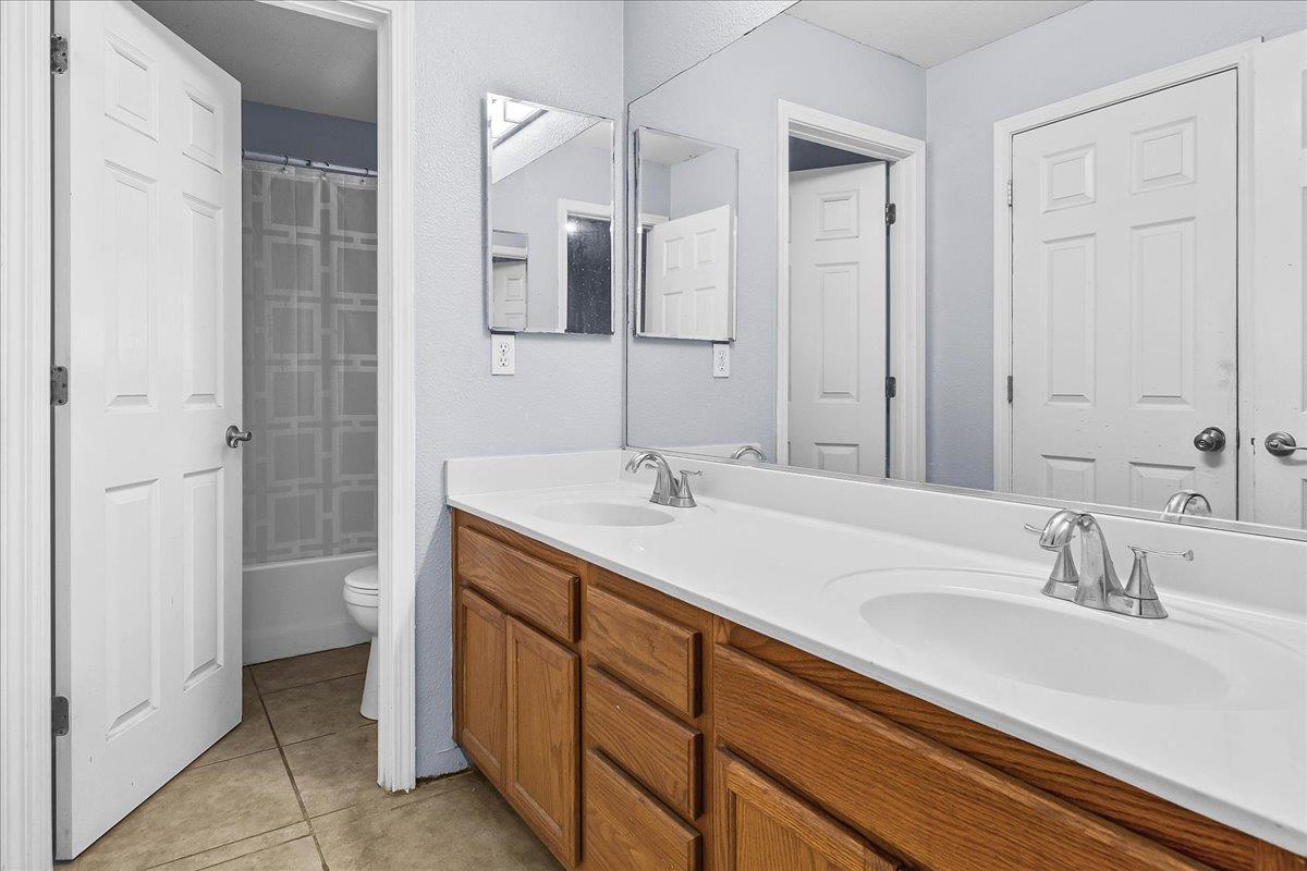 Detail Gallery Image 34 of 47 For 359 Barbera Way, Greenfield,  CA 93927 - 4 Beds | 3 Baths