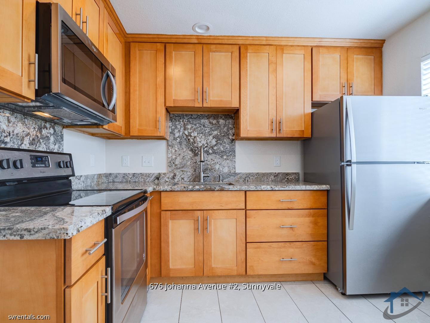 Detail Gallery Image 6 of 15 For 676 Johanna Ave #4,  Sunnyvale,  CA 94085 - 2 Beds | 1 Baths