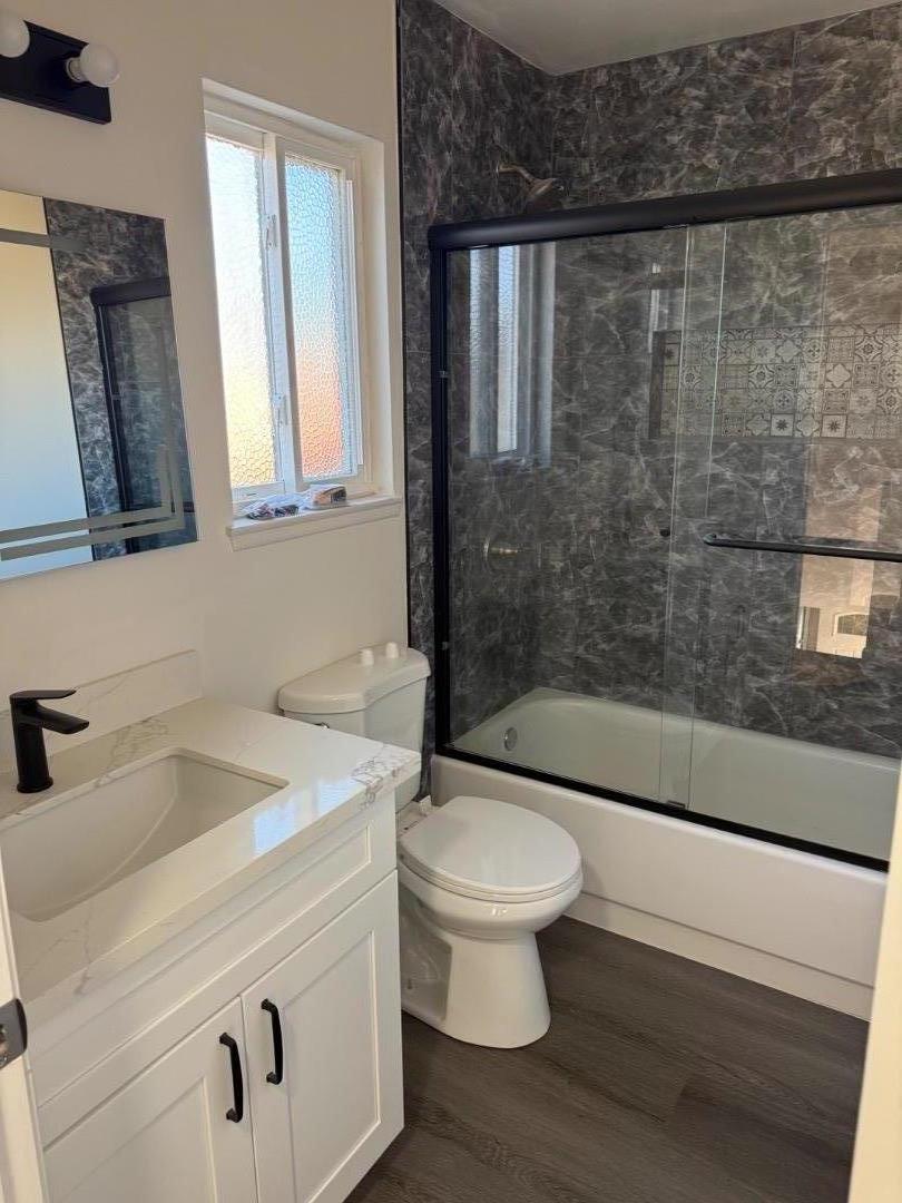 Detail Gallery Image 12 of 29 For 1588 Cherokee Dr, Salinas,  CA 93906 - 3 Beds | 2 Baths