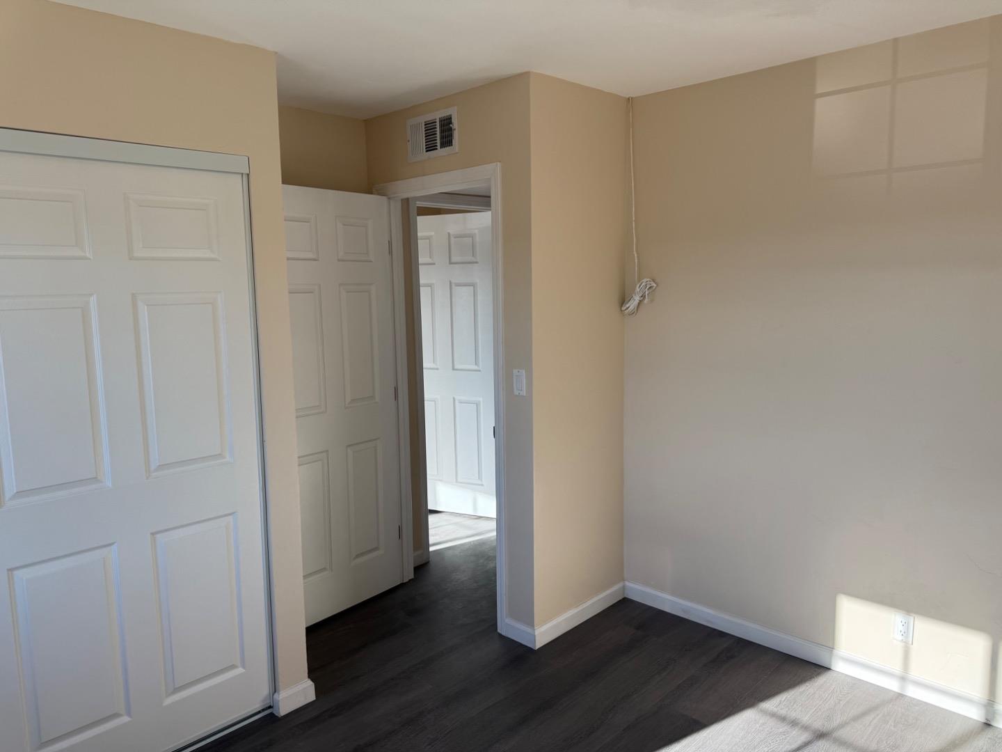 Detail Gallery Image 16 of 29 For 1588 Cherokee Dr, Salinas,  CA 93906 - 3 Beds | 2 Baths