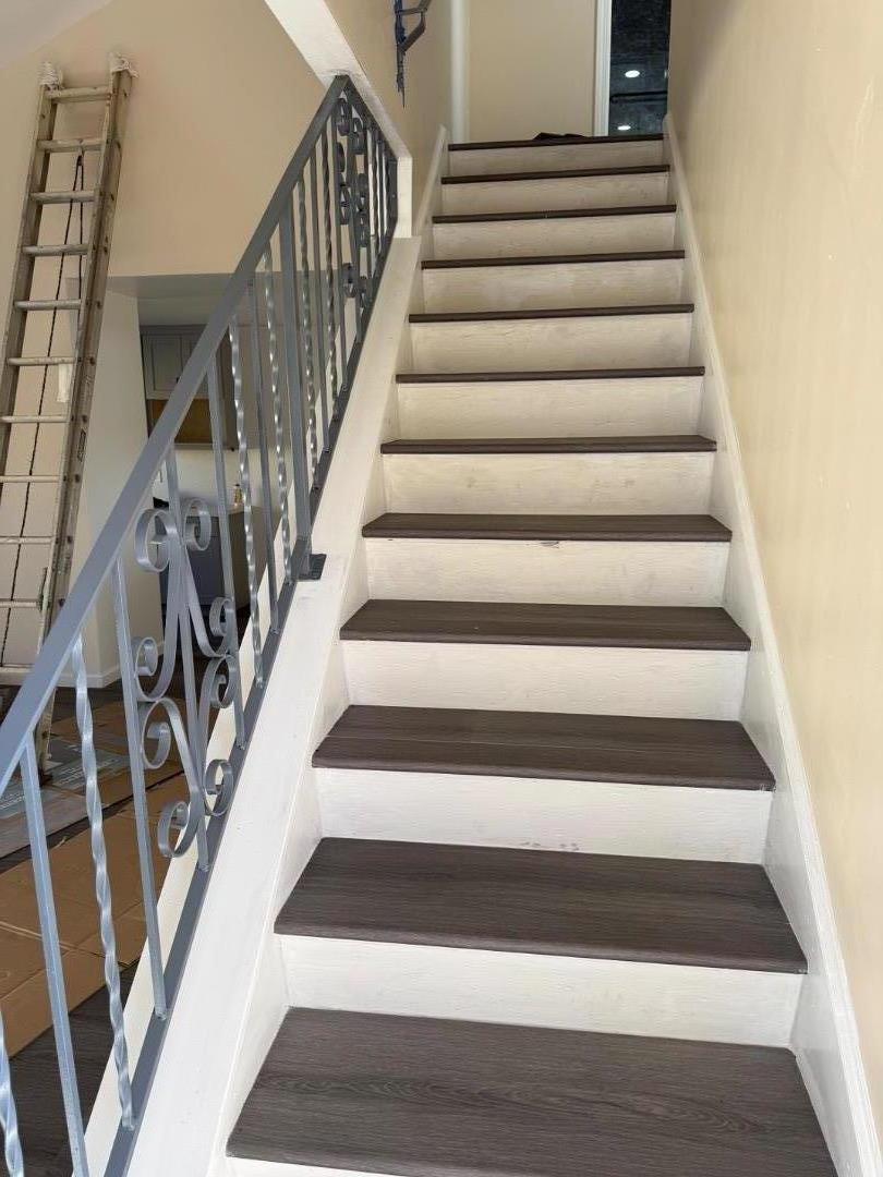 Detail Gallery Image 5 of 29 For 1588 Cherokee Dr, Salinas,  CA 93906 - 3 Beds | 2 Baths