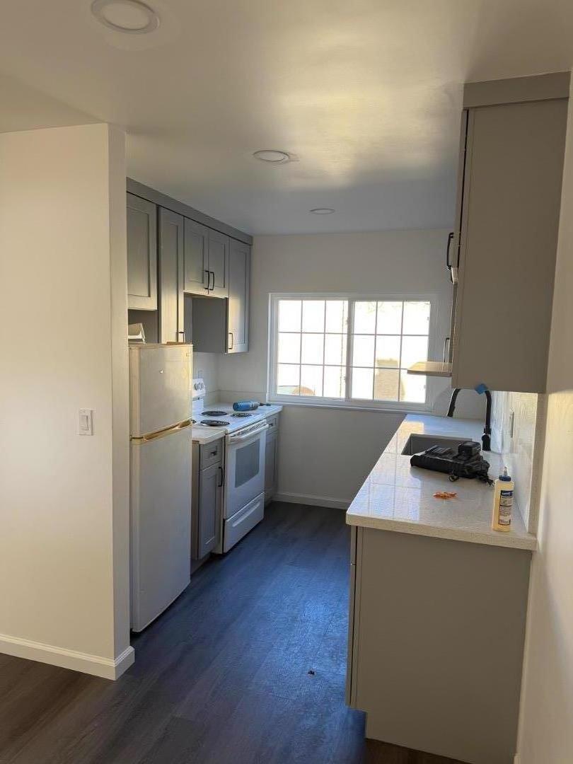 Detail Gallery Image 9 of 29 For 1588 Cherokee Dr, Salinas,  CA 93906 - 3 Beds | 2 Baths