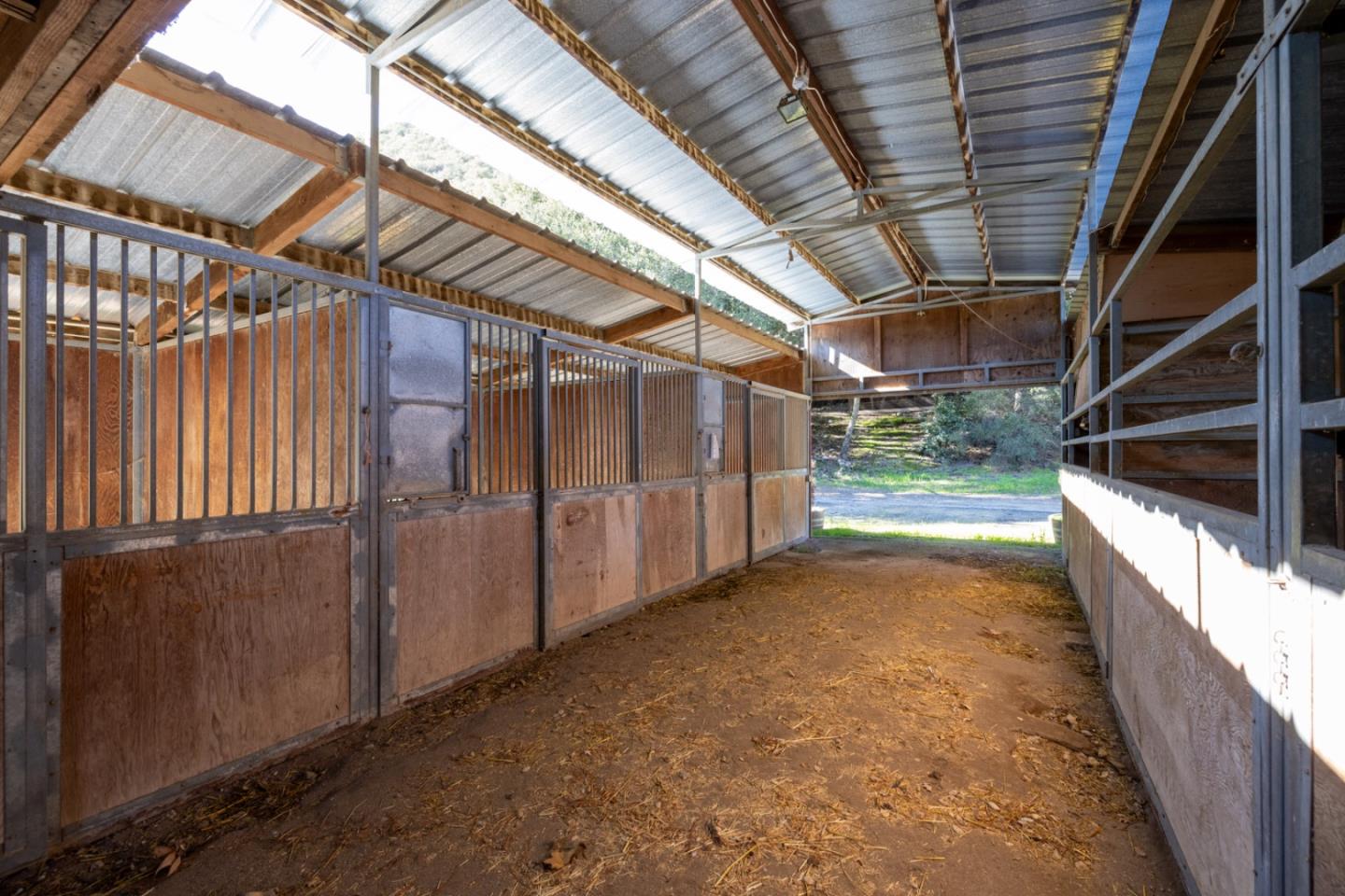 Detail Gallery Image 38 of 53 For 42250 Carmel Valley Rd, Greenfield,  CA 93927 - 1 Beds | 2 Baths