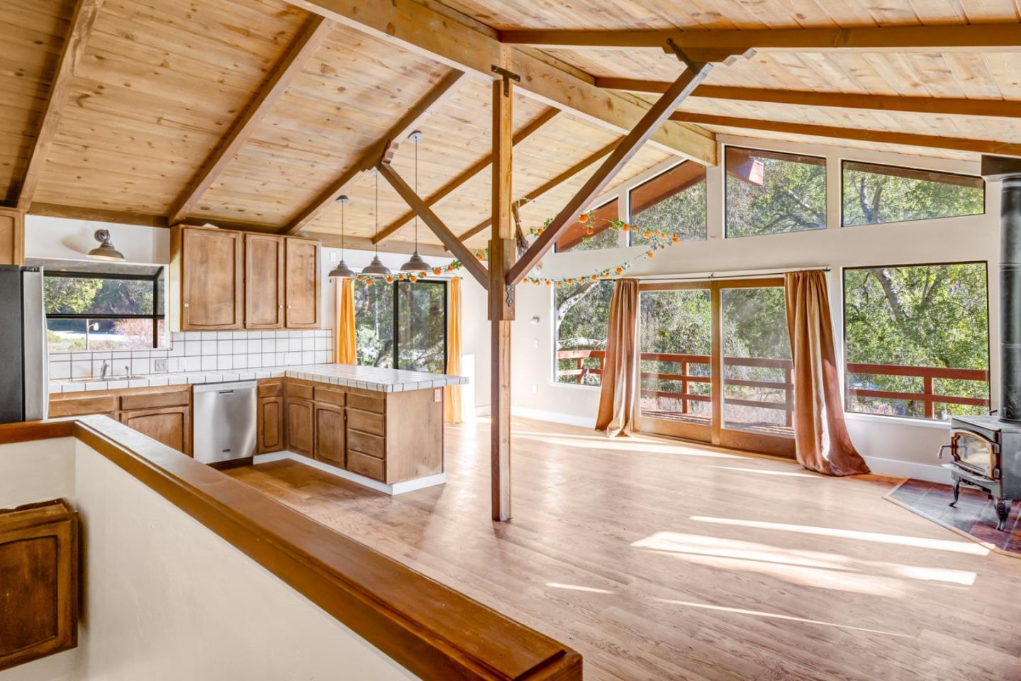 Detail Gallery Image 6 of 53 For 42250 Carmel Valley Rd, Greenfield,  CA 93927 - 1 Beds | 2 Baths