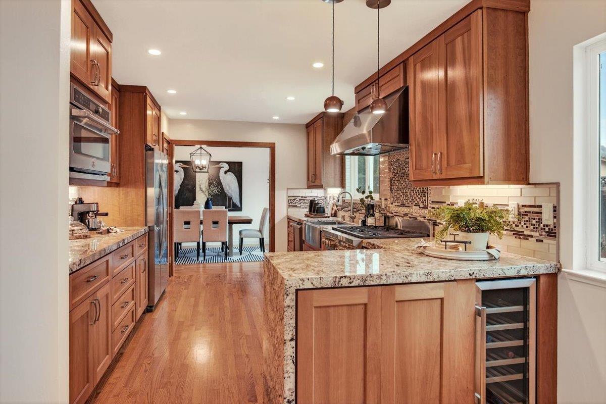 Detail Gallery Image 7 of 38 For 6818 Taglio Ct, San Jose,  CA 95120 - 5 Beds | 3 Baths