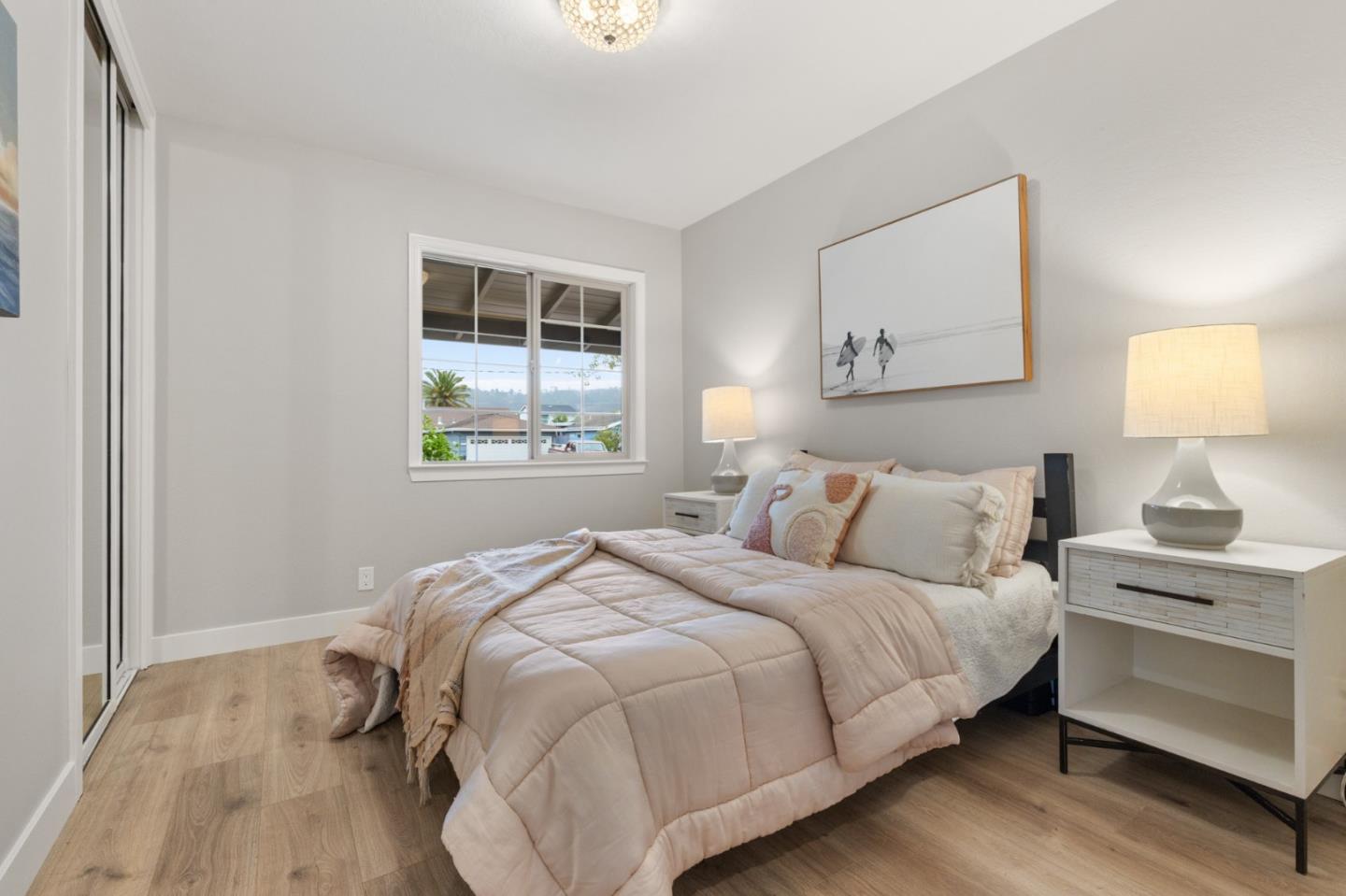 Detail Gallery Image 16 of 41 For 1416 Flores Dr, Pacifica,  CA 94044 - 4 Beds | 3 Baths