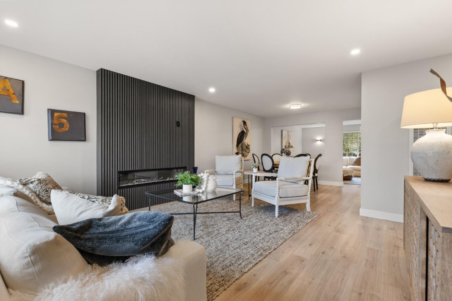 Detail Gallery Image 2 of 41 For 1416 Flores Dr, Pacifica,  CA 94044 - 4 Beds | 3 Baths