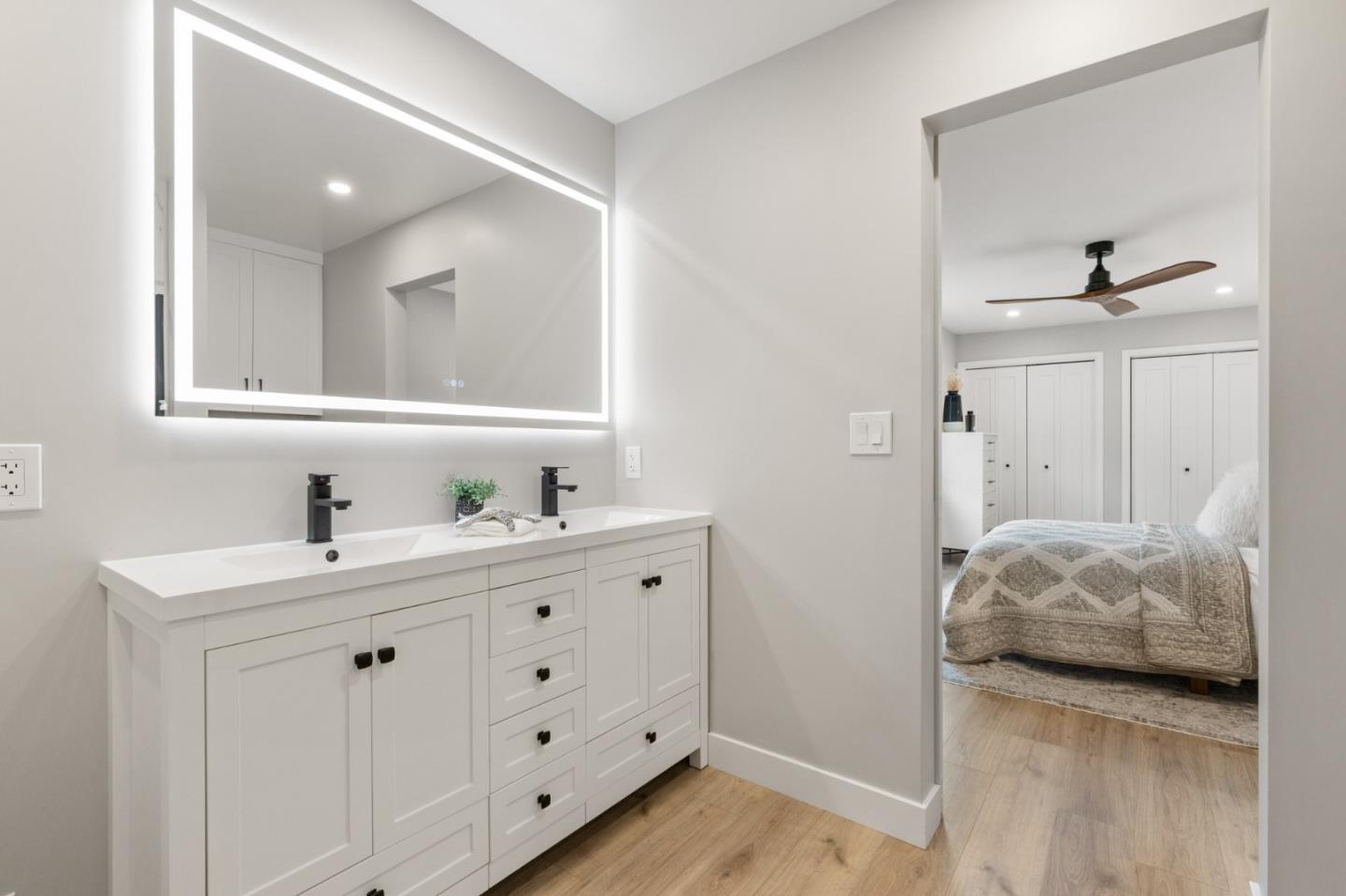 Detail Gallery Image 23 of 41 For 1416 Flores Dr, Pacifica,  CA 94044 - 4 Beds | 3 Baths