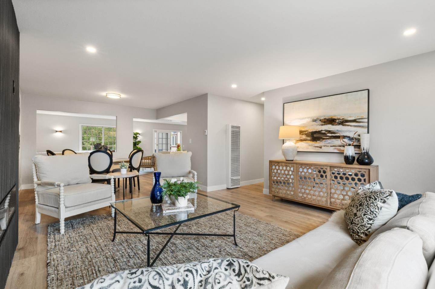 Detail Gallery Image 6 of 41 For 1416 Flores Dr, Pacifica,  CA 94044 - 4 Beds | 3 Baths