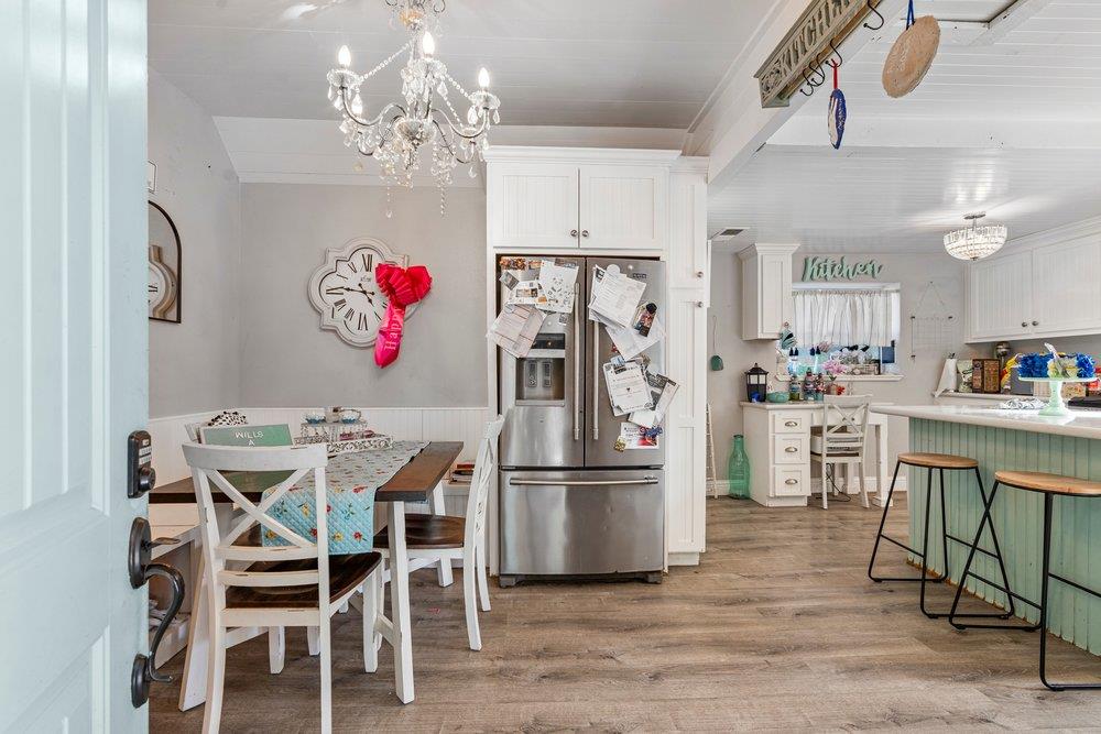 Detail Gallery Image 14 of 44 For 7250 Southside Rd, Hollister,  CA 95023 - 3 Beds | 2 Baths