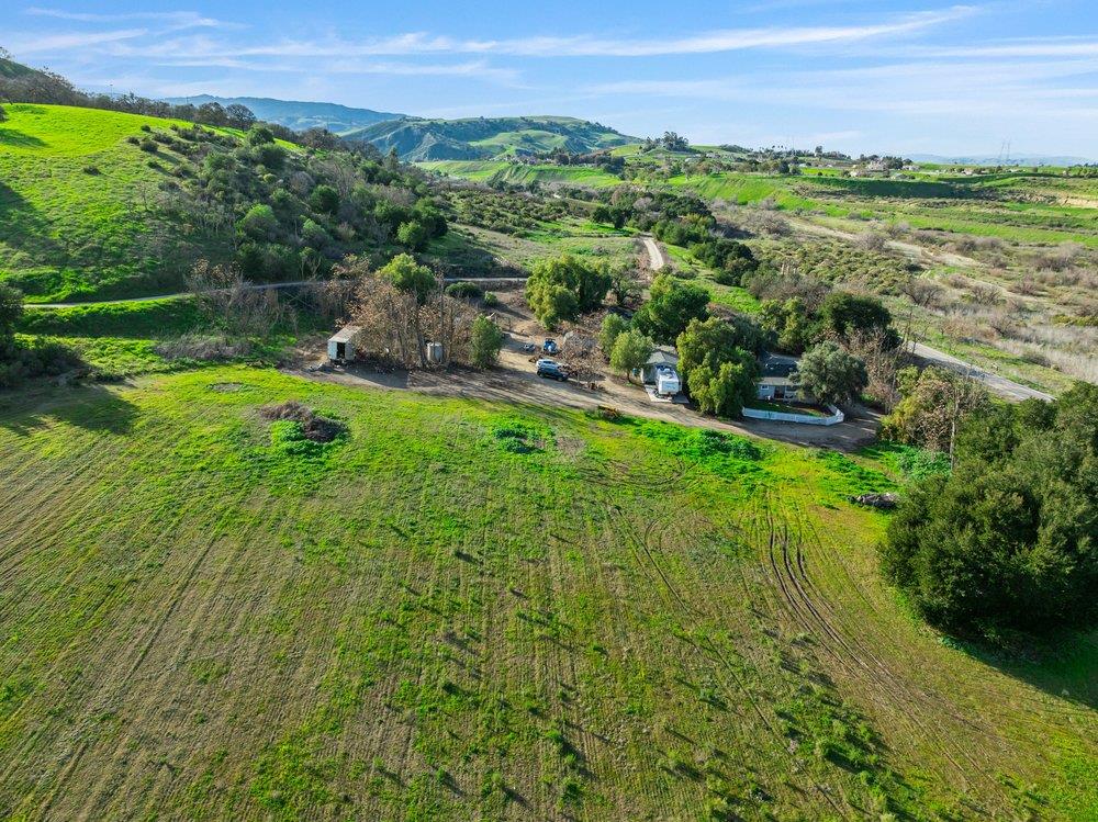 Detail Gallery Image 40 of 44 For 7250 Southside Rd, Hollister,  CA 95023 - 3 Beds | 2 Baths