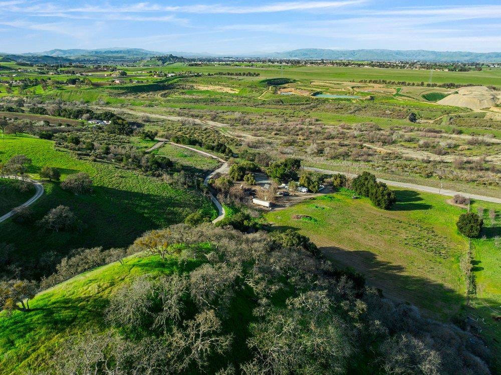 Detail Gallery Image 42 of 44 For 7250 Southside Rd, Hollister,  CA 95023 - 3 Beds | 2 Baths