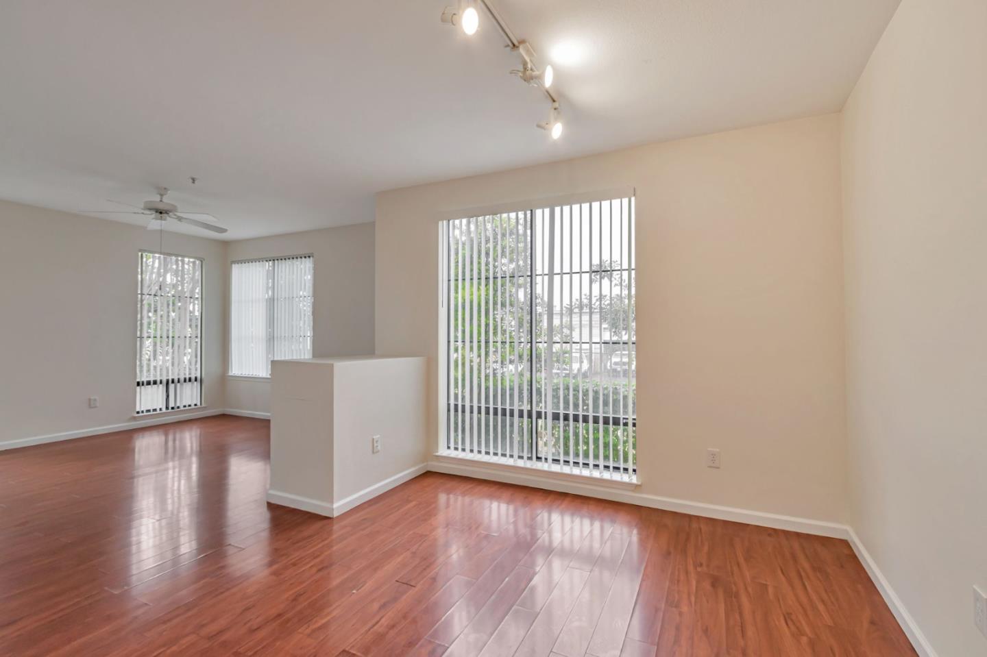 Detail Gallery Image 13 of 53 For 1060 S 3rd St #153,  San Jose,  CA 95112 - 2 Beds | 2 Baths