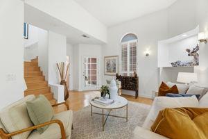 Detail Gallery Image 5 of 25 For 128 Cuesta Dr #5,  Los Altos,  CA 94022 - 2 Beds | 2/1 Baths