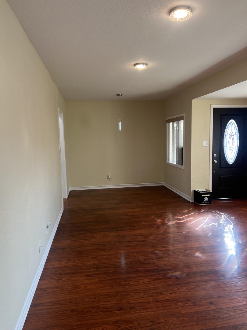 Detail Gallery Image 4 of 16 For 25482 Franklin Ave, Hayward,  CA 94544 - 3 Beds | 1 Baths