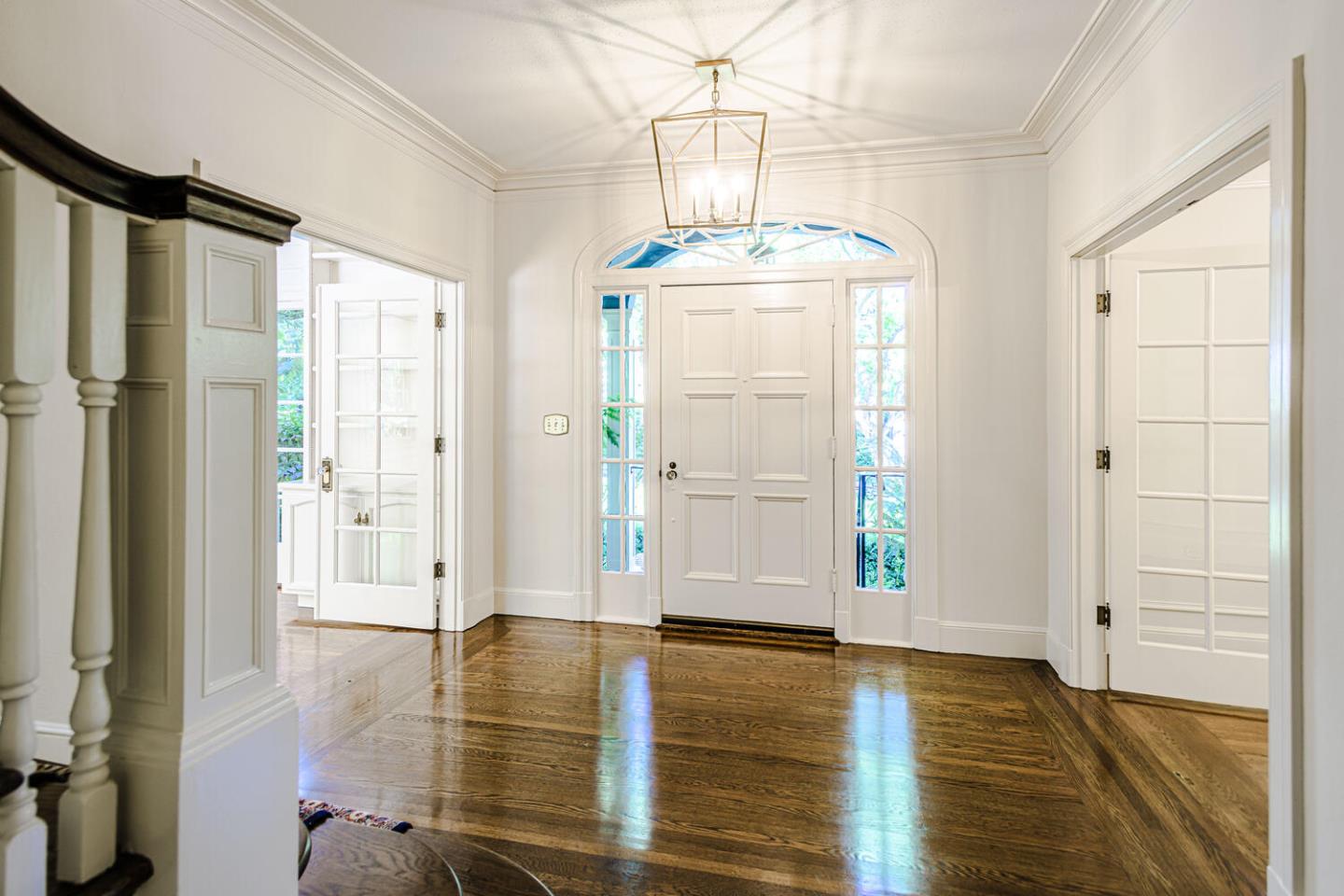 Detail Gallery Image 13 of 50 For 719 W Poplar Ave, San Mateo,  CA 94402 - 4 Beds | 2/1 Baths