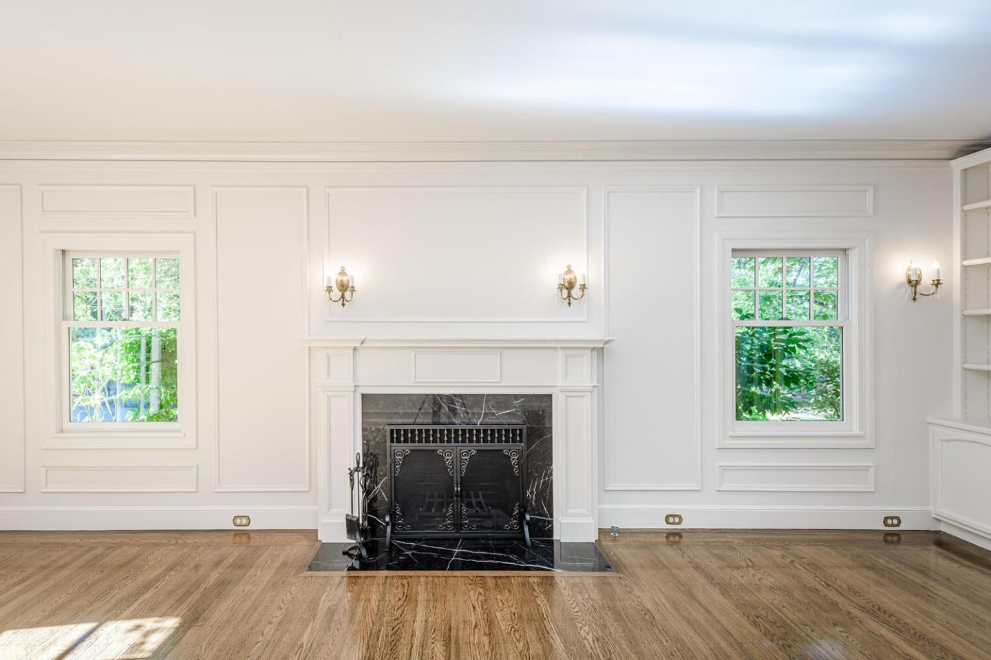 Detail Gallery Image 8 of 50 For 719 W Poplar Ave, San Mateo,  CA 94402 - 4 Beds | 2/1 Baths